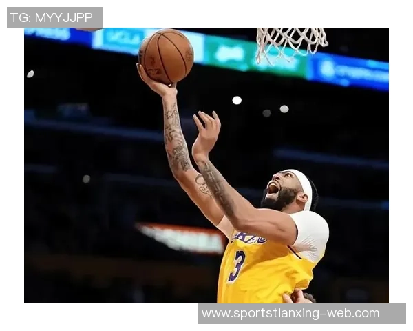 湖人近期表现低迷并非东詹责任缺乏攻防兼备球员与大个子成隐忧